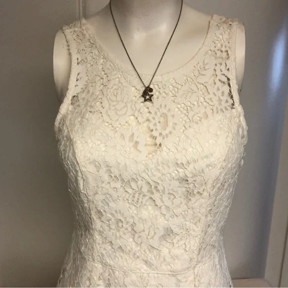 ABERCROMBIE & FITCH Ivory Eyelash Lace Sweetheart Neckline Sleeveless Dress XS - Picture 2 of 13